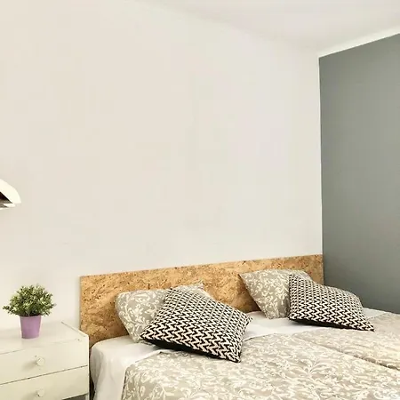 Now Bastidor Jovial Hostel *